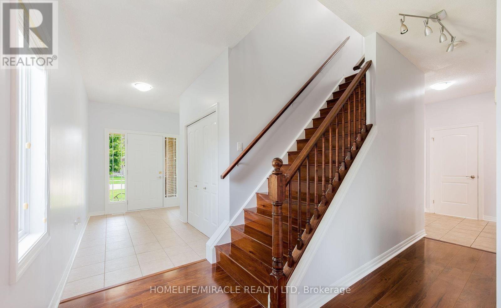 3181 Bayham Lane, London South, Ontario  N6P 1V5 - Photo 5 - X12398512