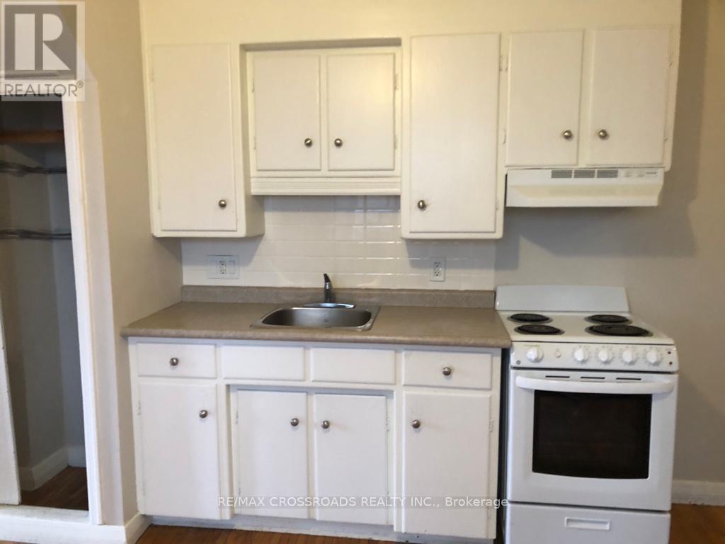 5 - 302 Dundas Street, Deseronto, Ontario  K0K 1X0 - Photo 3 - X12398521