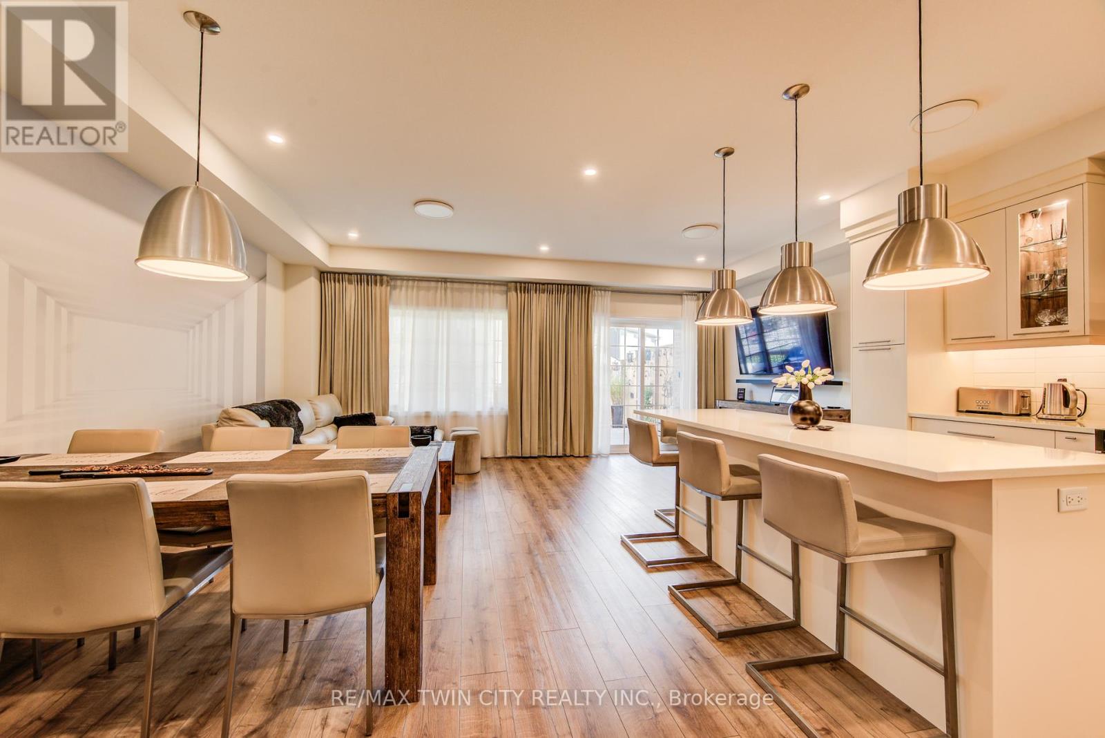 43 - 350 Oloane Avenue, Stratford, Ontario  N5A 0J2 - Photo 4 - X12398528
