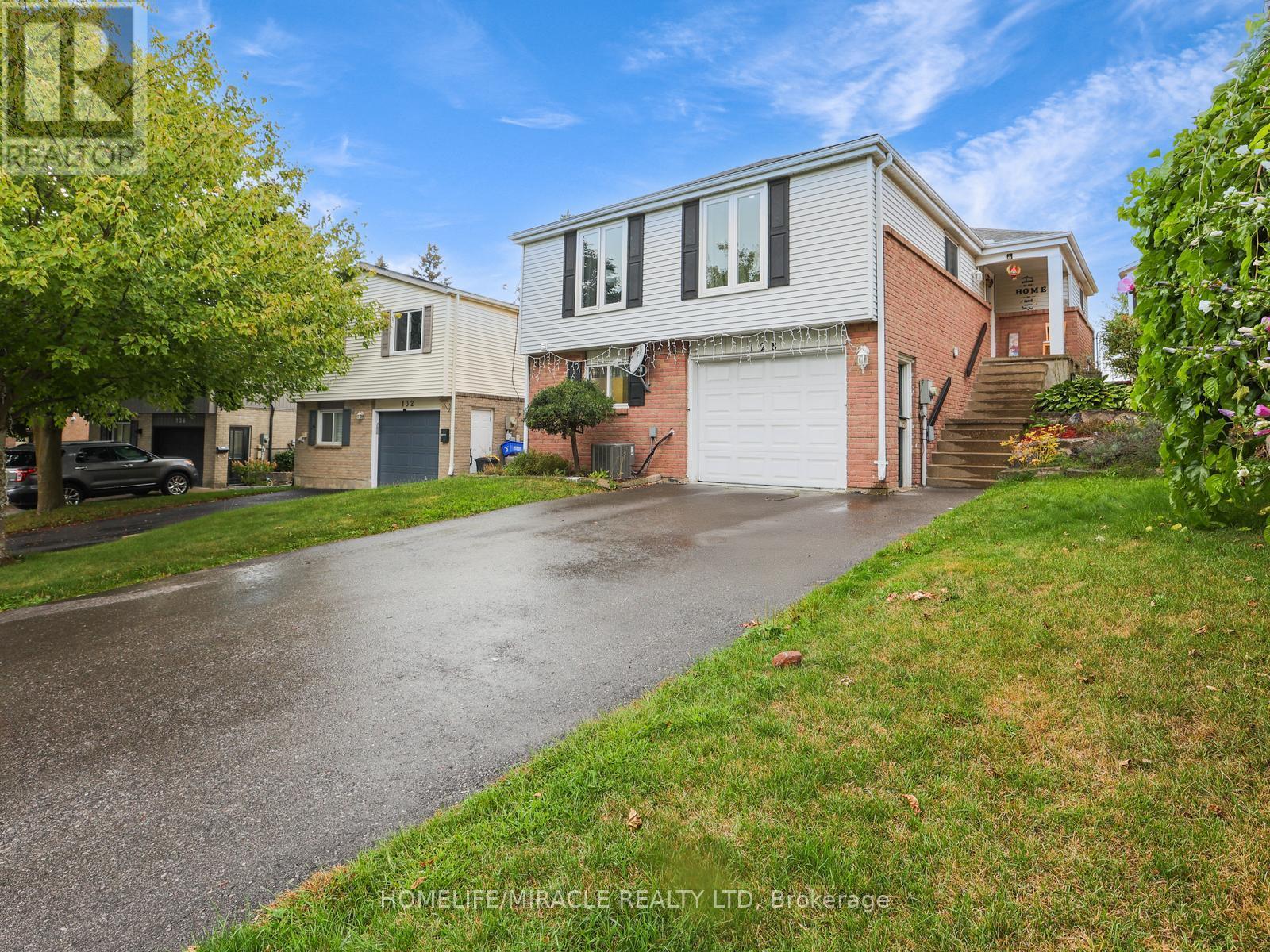 128 Macatee Place, Cambridge, Ontario  N1R 6Z8 - Photo 2 - X12398532
