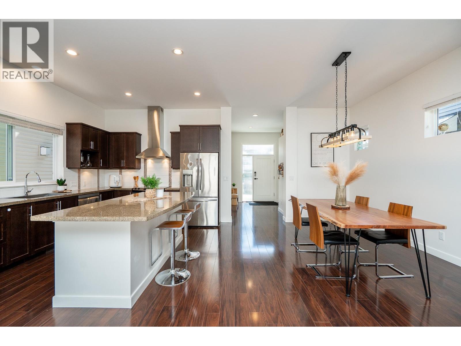 3381 Watkins Avenue, Coquitlam, British Columbia  V3E 0B3 - Photo 7 - R3046895