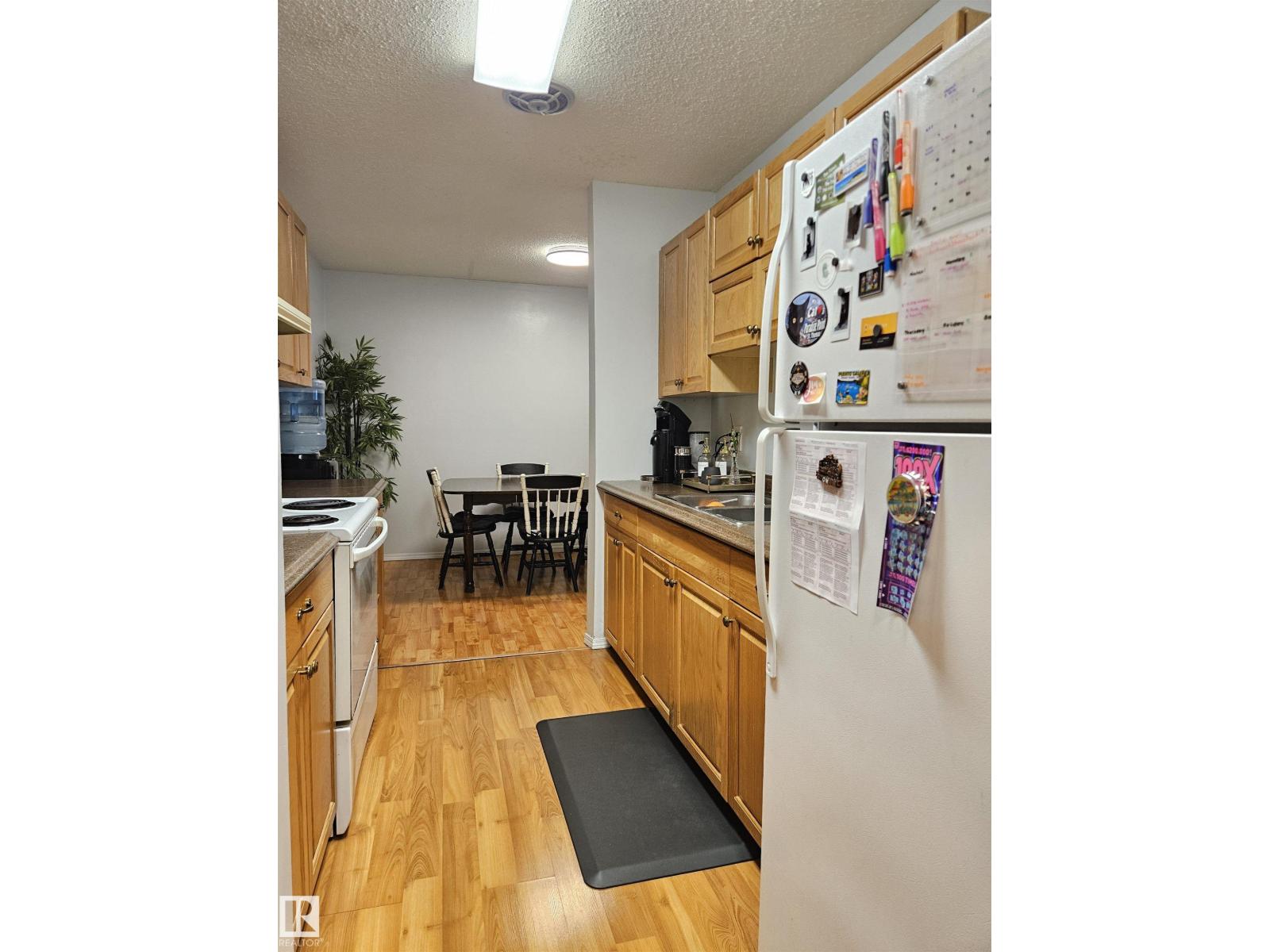 18277 84 Av Nw, Edmonton, Alberta  T5T 1T7 - Photo 2 - E4457322
