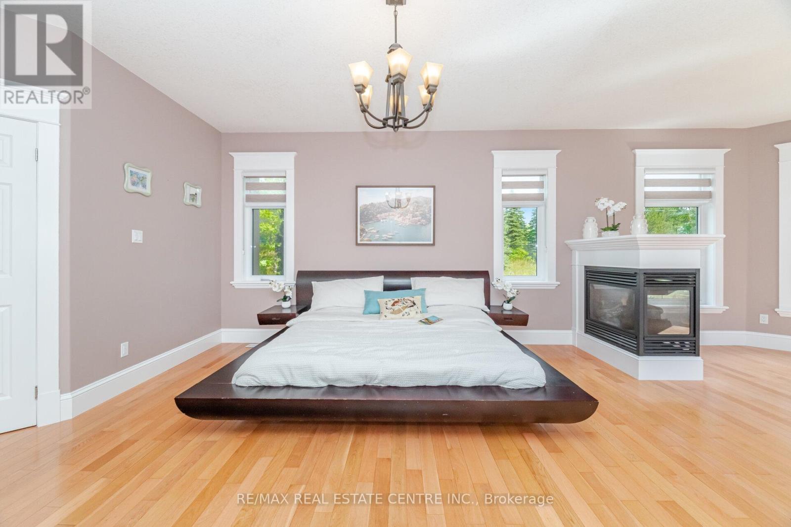86 Canters Close, Kitchener, Ontario  N2C 2R3 - Photo 20 - X12376016