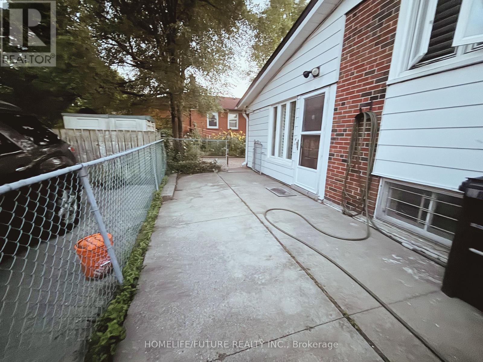 87 Pandora Circle, Toronto, Ontario  M1H 1V6 - Photo 22 - E12324243