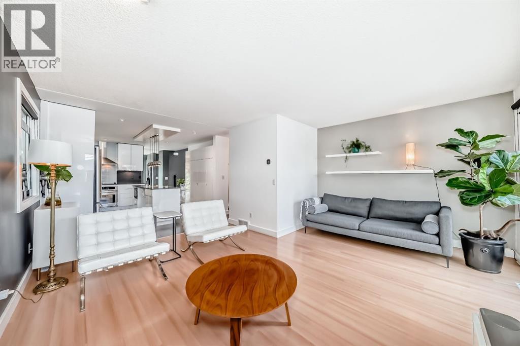 2028 32 Avenue Sw, Calgary, Alberta  T2T 1W6 - Photo 15 - A2256174