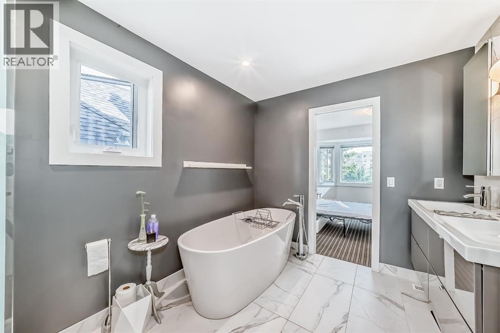 2028 32 Avenue Sw, Calgary, Alberta  T2T 1W6 - Photo 30 - A2256174