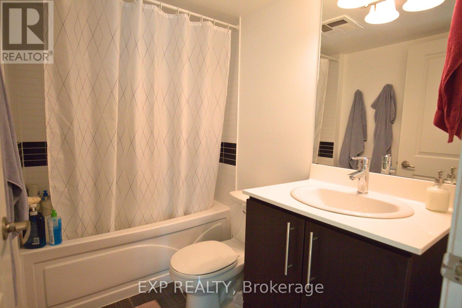 1801 - 17 Anndale Drive, Toronto, Ontario  M2N 2W7 - Photo 11 - C12377789