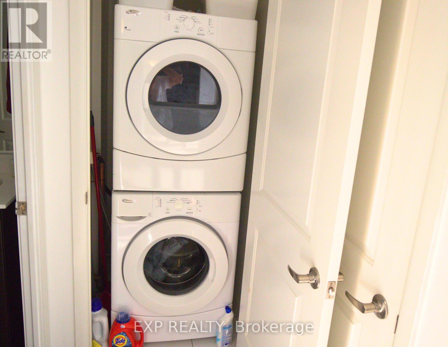 1801 - 17 Anndale Drive, Toronto, Ontario  M2N 2W7 - Photo 8 - C12377789