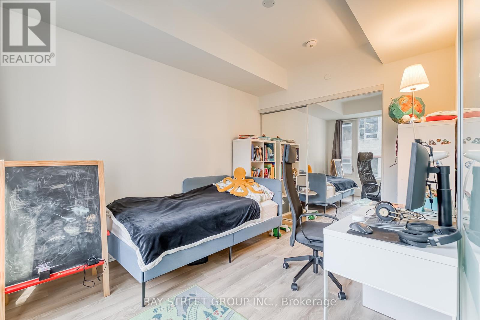210 - 158 Front Street E, Toronto, Ontario  M5A 0K9 - Photo 18 - C12393208