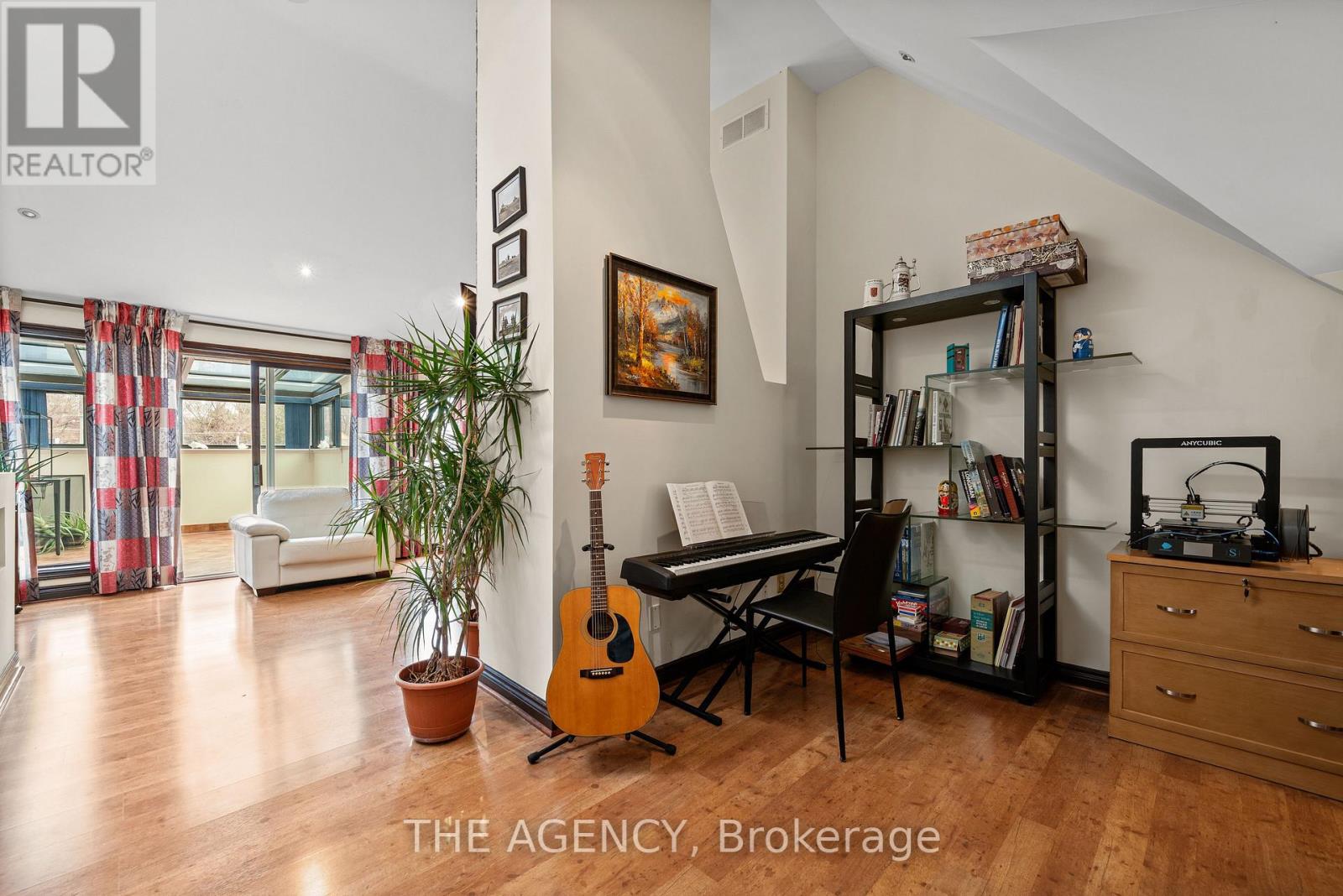 111 Seaton Street, Toronto, Ontario  M5A 2T2 - Photo 23 - C12398542