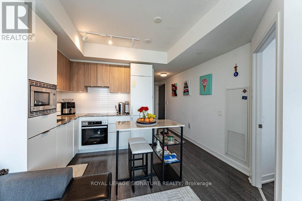 2806 - 50 O'neill Road, Toronto, Ontario  M3C 0H1 - Photo 14 - C12398566