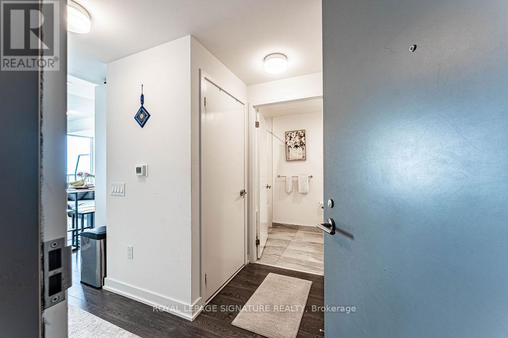 2806 - 50 O'neill Road, Toronto, Ontario  M3C 0H1 - Photo 5 - C12398566