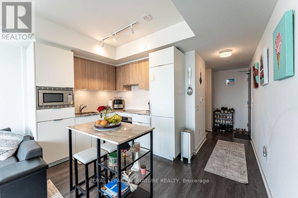 2806 - 50 O'neill Road, Toronto, Ontario  M3C 0H1 - Photo 9 - C12398566