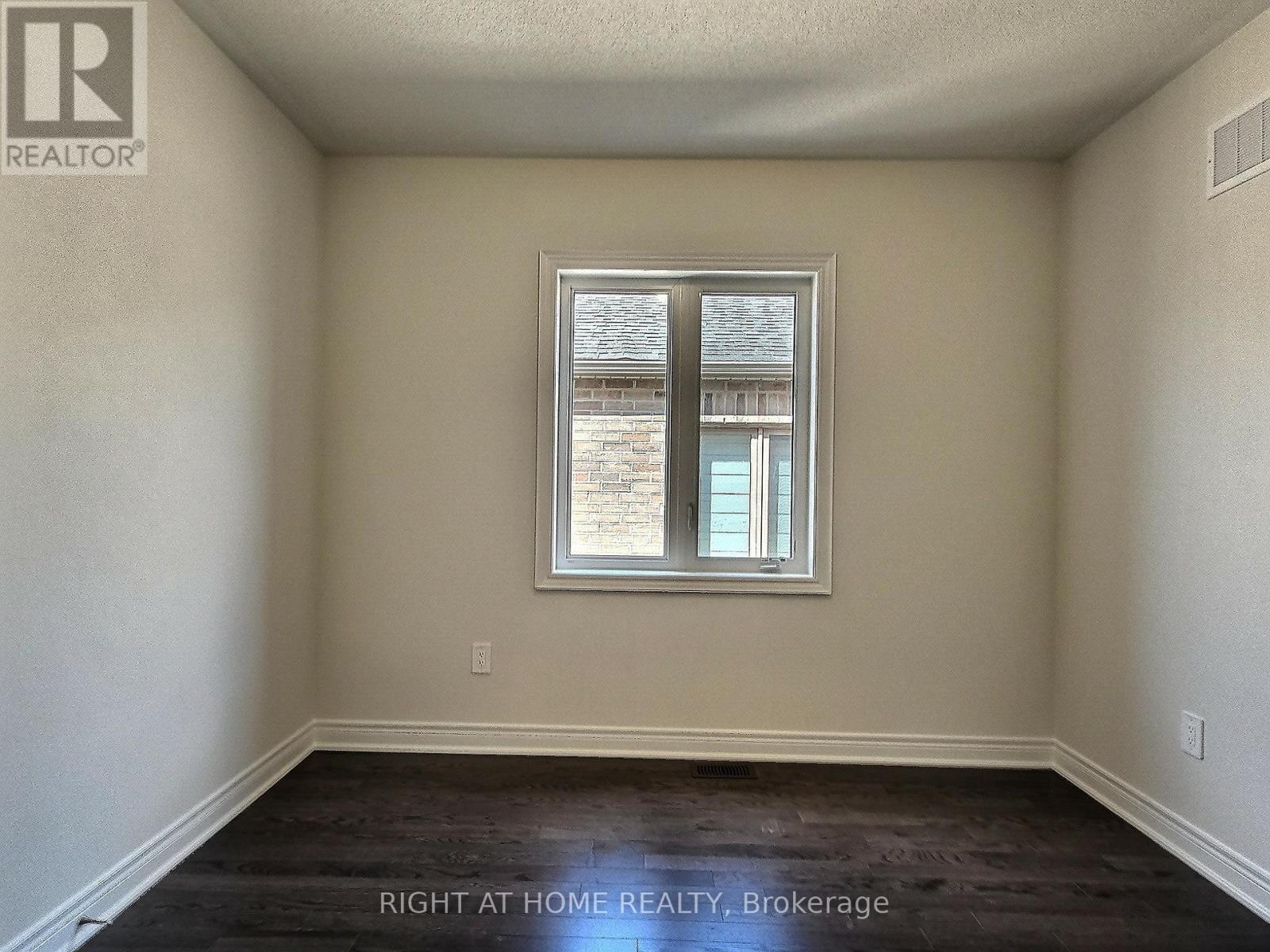 2910 Grindstone Crescent, Pickering, Ontario  L1X 2R5 - Photo 12 - E12398556