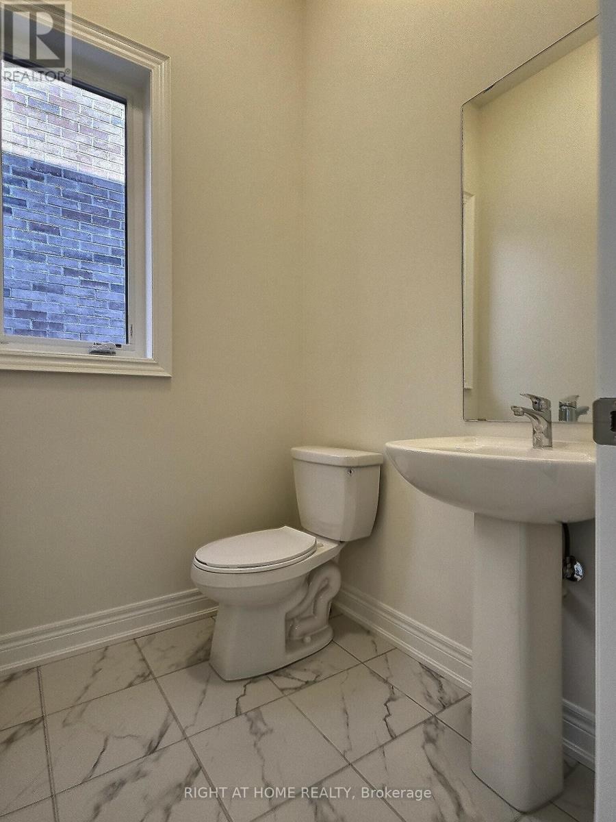 2910 Grindstone Crescent, Pickering, Ontario  L1X 2R5 - Photo 4 - E12398556
