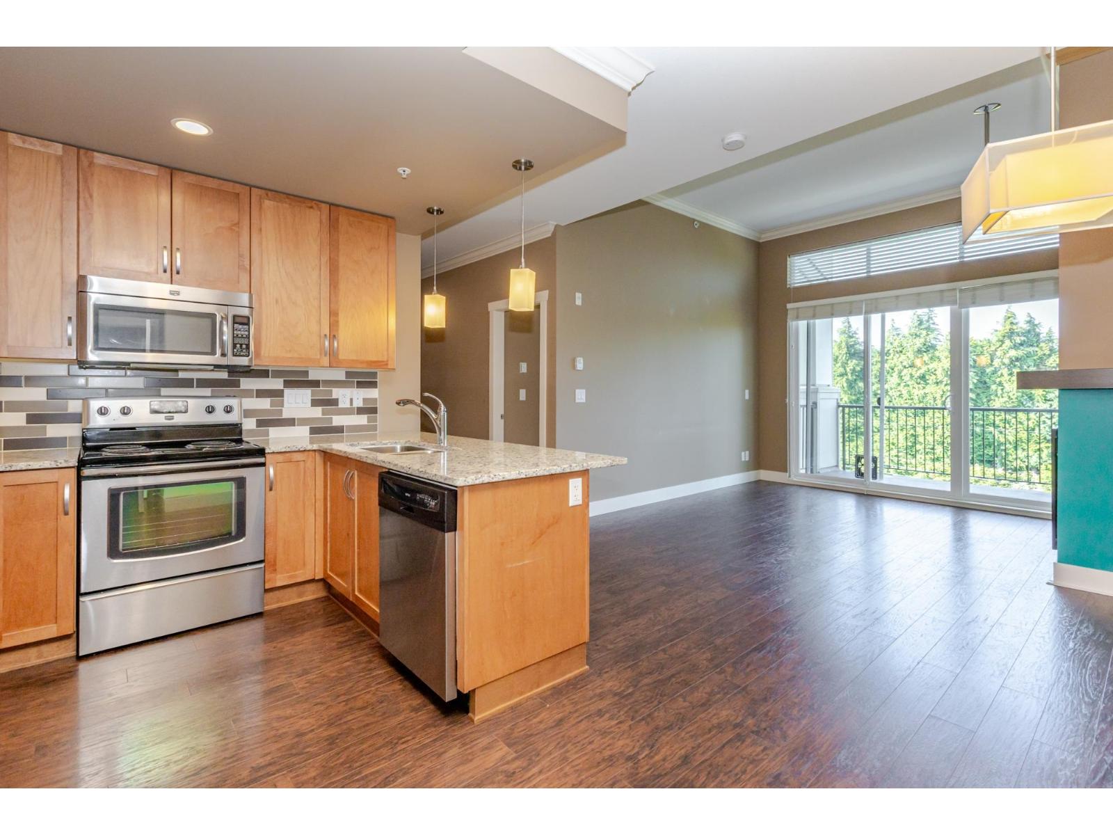 405 3192 Gladwin Road Road, Abbotsford, British Columbia  V2T 6M9 - Photo 11 - R3045026