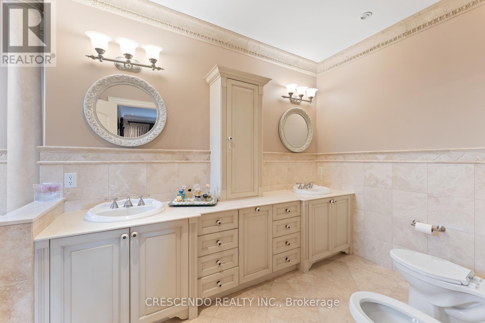 2 Prince Adam Court, King, Ontario  L7B 1M1 - Photo 20 - N12398564