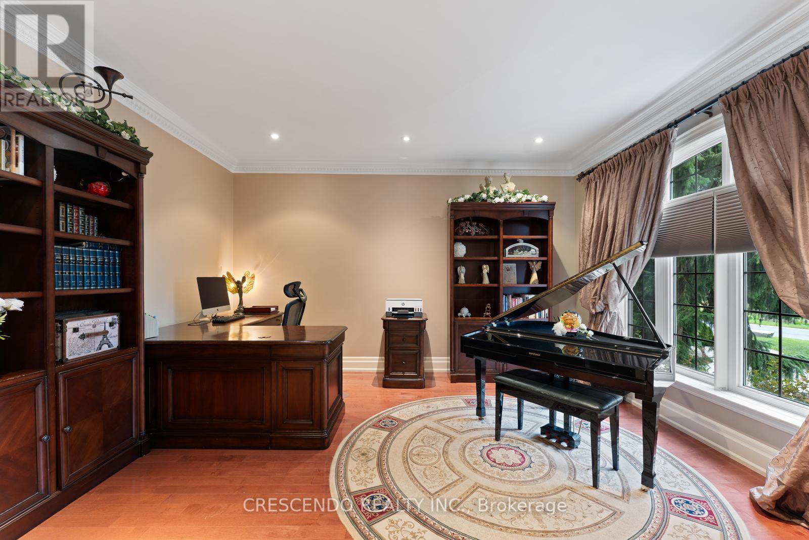 2 Prince Adam Court, King, Ontario  L7B 1M1 - Photo 7 - N12398564