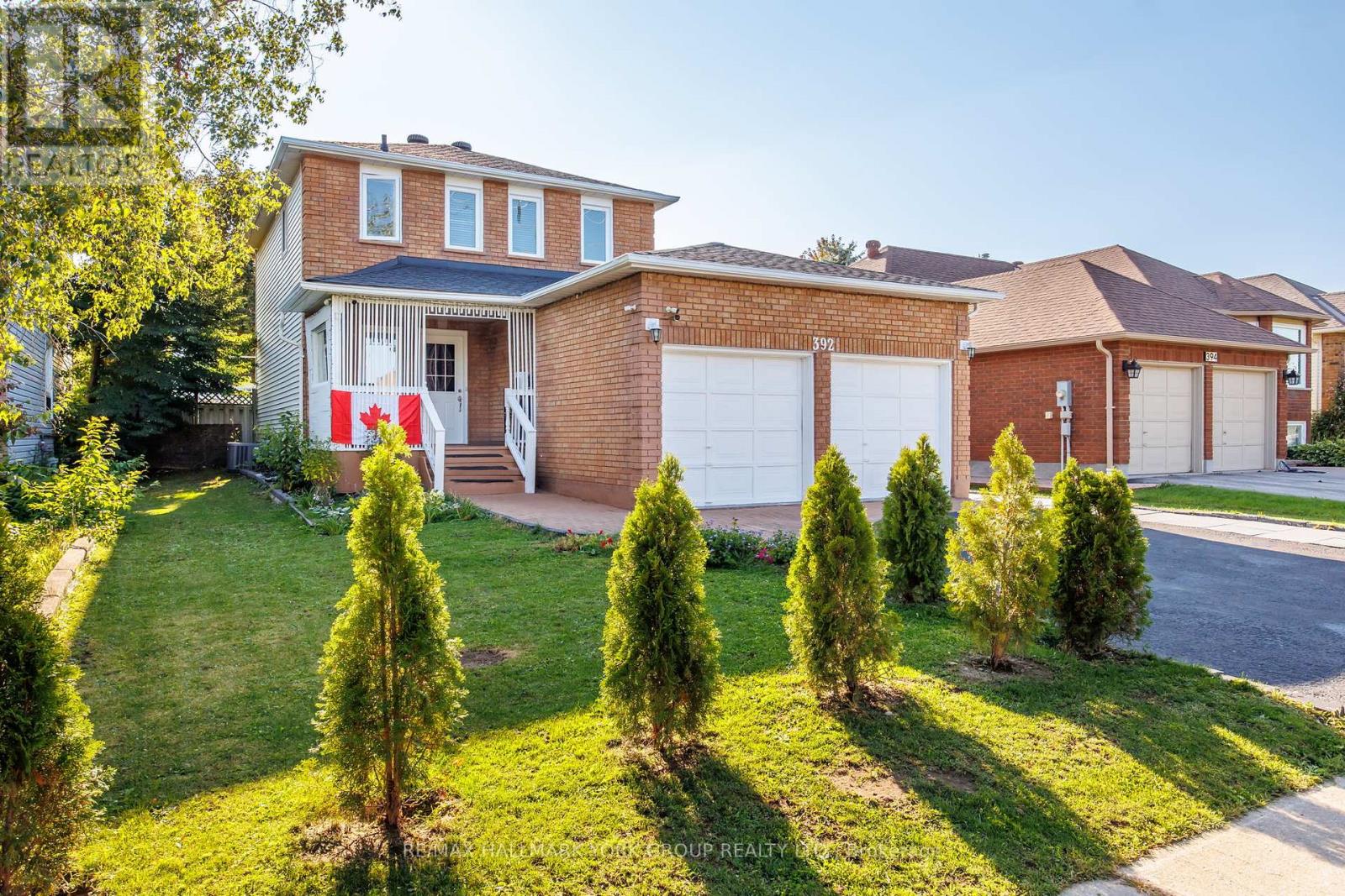 392 Anne Street N, Barrie (West Bayfield), Ontario  L4N 7A4 - Photo 2 - S12398579