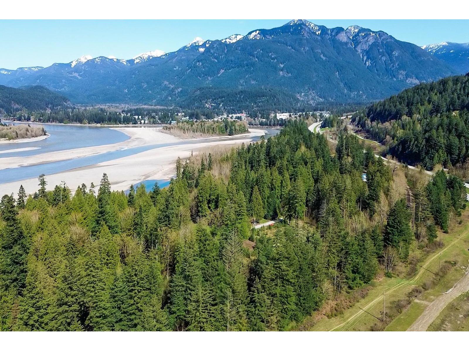 64053 Tom Berry Road, Hope, Hope, British Columbia  V0X 1L2 - Photo 17 - R3046254