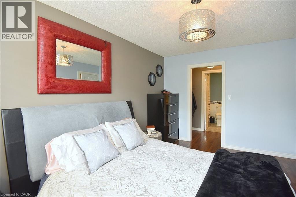 39 Markson Crescent, Hamilton, Ontario  L8T 4W3 - Photo 17 - 40769051