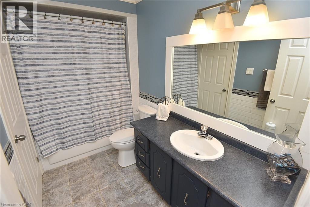 39 Markson Crescent, Hamilton, Ontario  L8T 4W3 - Photo 22 - 40769051