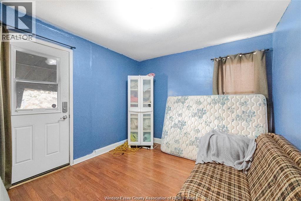 3728 Vaughan, Windsor, Ontario N9C 1Z5 - Photo 12 - 25023193