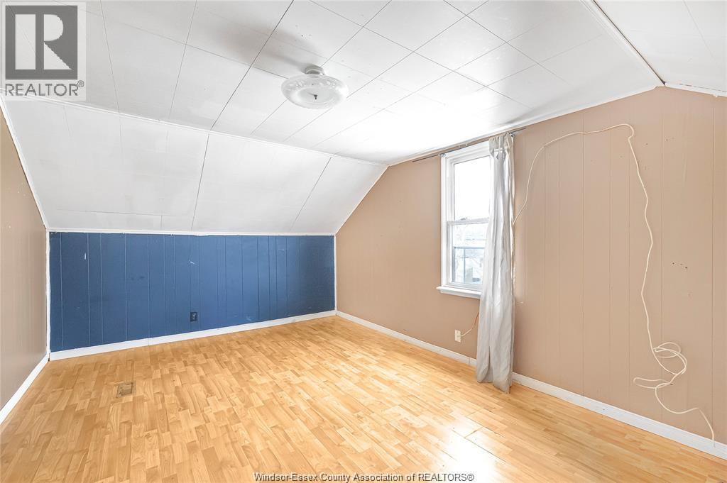 3728 Vaughan, Windsor, Ontario N9C 1Z5 - Photo 18 - 25023193