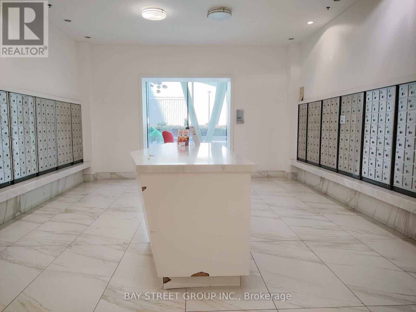 5006 - 12 York Street, Toronto (Waterfront Communities), Ontario  M5J 0A9 - Photo 11 - C12398617