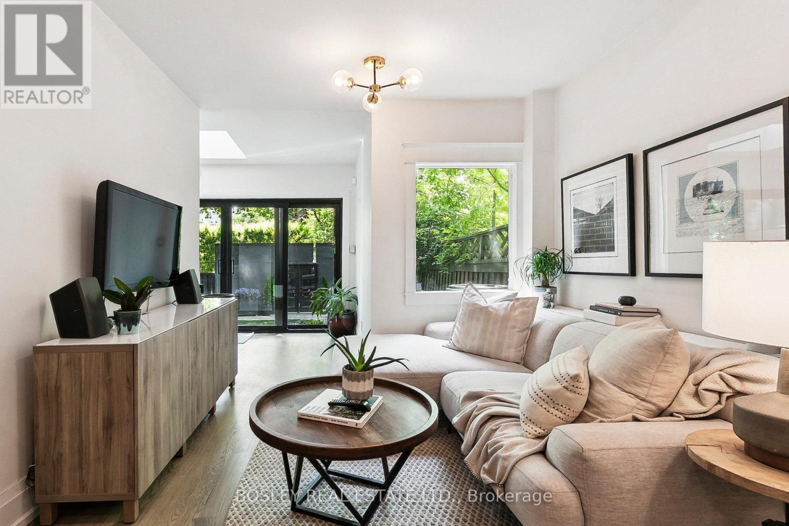 130 Glen Road, Toronto (Rosedale-Moore Park), Ontario  M4W 2W3 - Photo 19 - C12398634