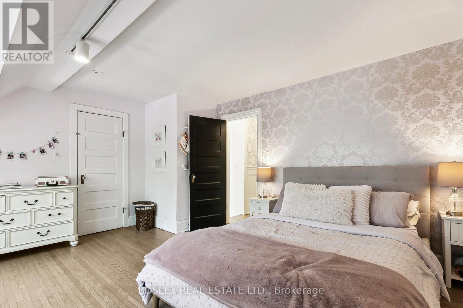 130 Glen Road, Toronto (Rosedale-Moore Park), Ontario  M4W 2W3 - Photo 29 - C12398634