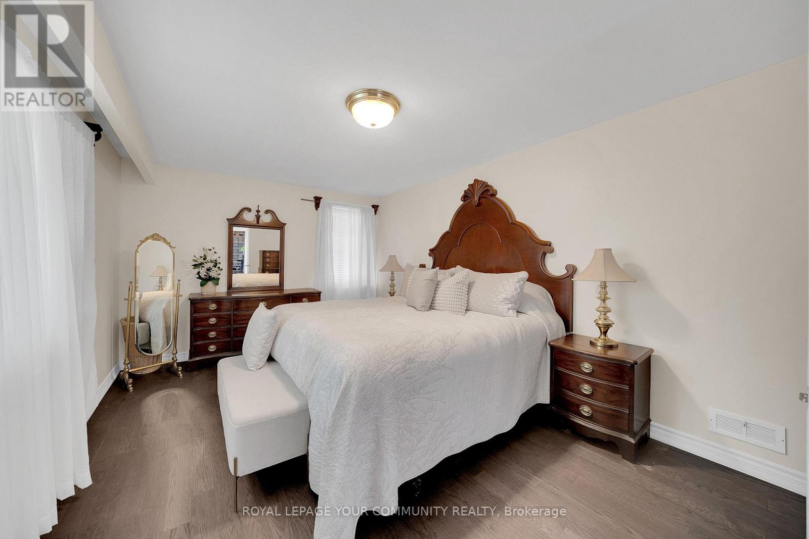 8065 Kipling Avenue, Vaughan, Ontario  L4L 2A2 - Photo 15 - N12397681