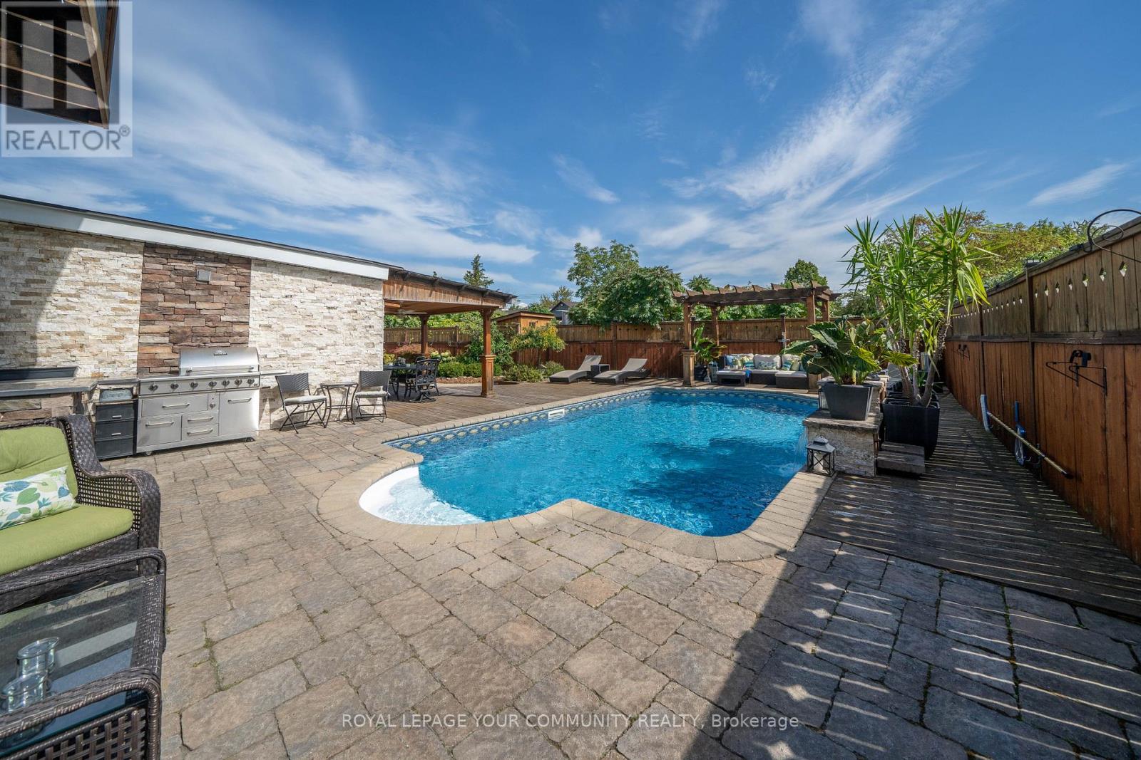 8065 Kipling Avenue, Vaughan, Ontario  L4L 2A2 - Photo 23 - N12397681