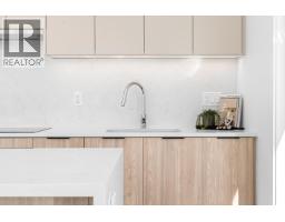 203 7161 17th Avenue, Burnaby, Ca