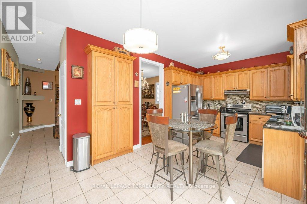 15 Armour Crescent, Hamilton, Ontario  L9K 1S1 - Photo 10 - X12398494