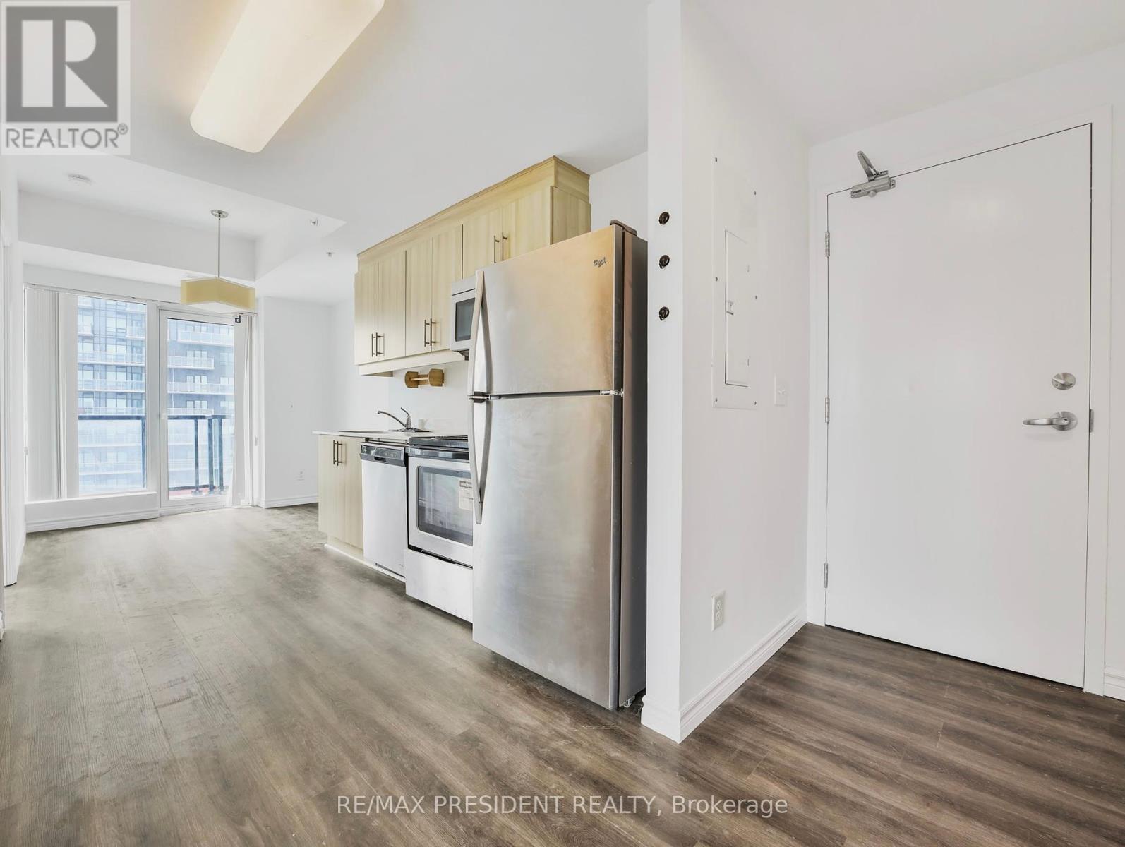 601 - 160 King Street N, Waterloo, Ontario  N2J 2Y2 - Photo 8 - X12398506