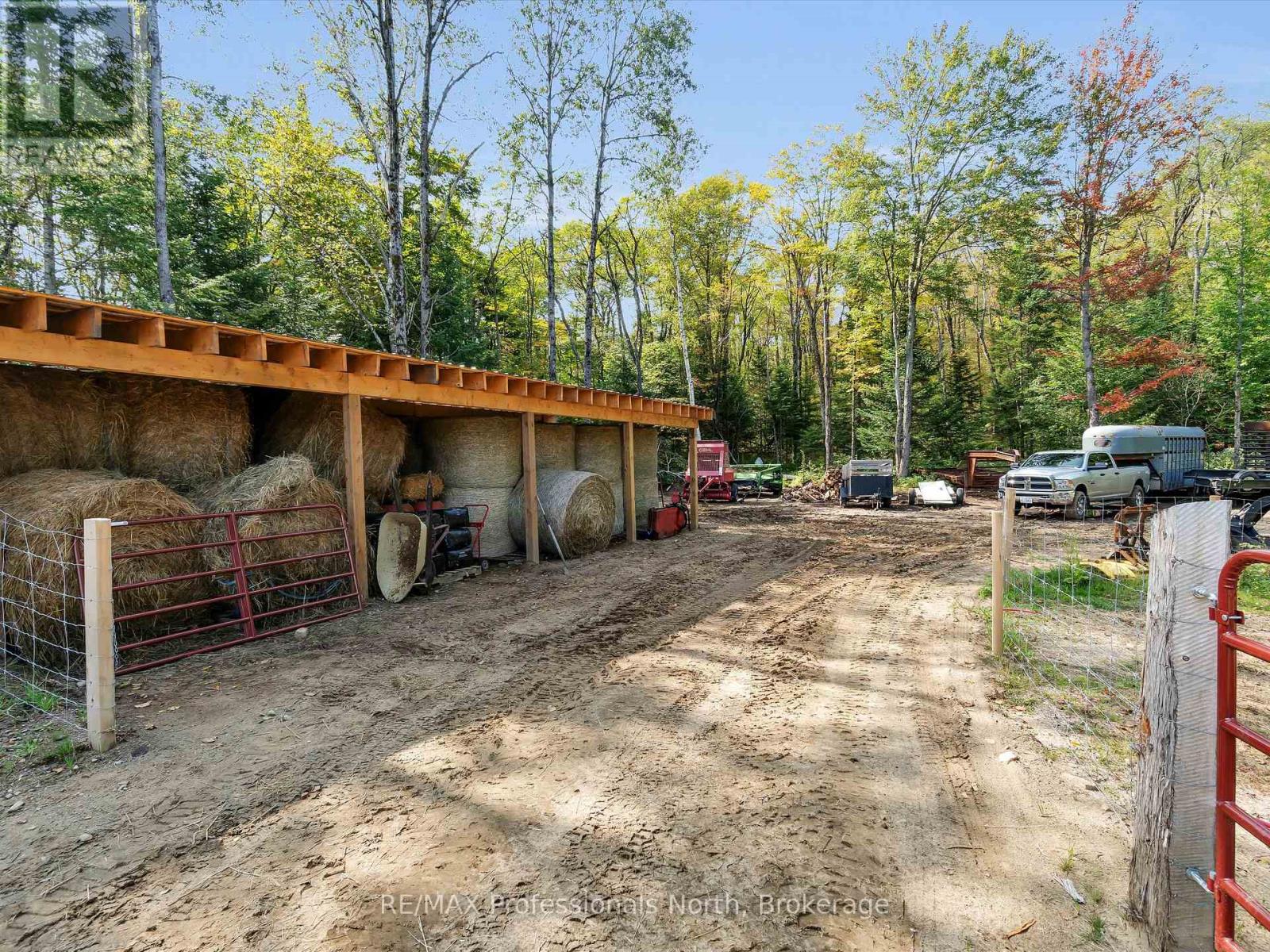 1062 Skyline Drive, Armour, Ontario  P0A 1J0 - Photo 31 - X12397824