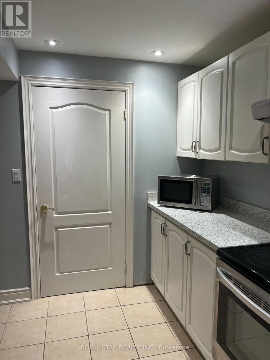 34 Malden Street, Vaughan, Ontario  L4L 8J3 - Photo 19 - N12398642