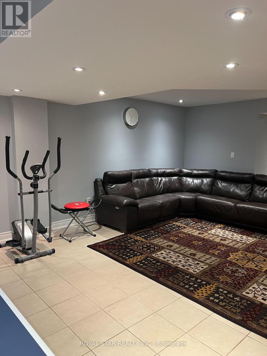 34 Malden Street, Vaughan, Ontario  L4L 8J3 - Photo 7 - N12398642