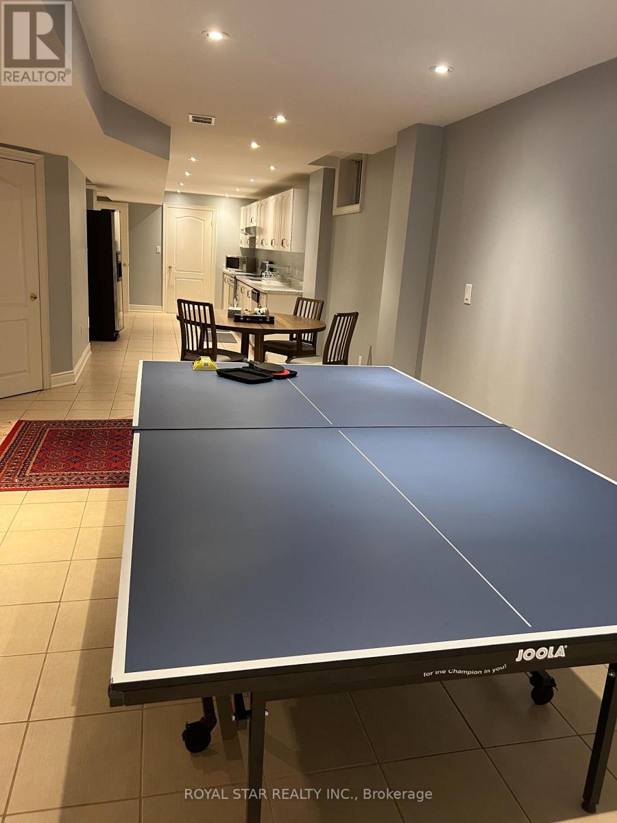 34 Malden Street, Vaughan, Ontario  L4L 8J3 - Photo 9 - N12398642