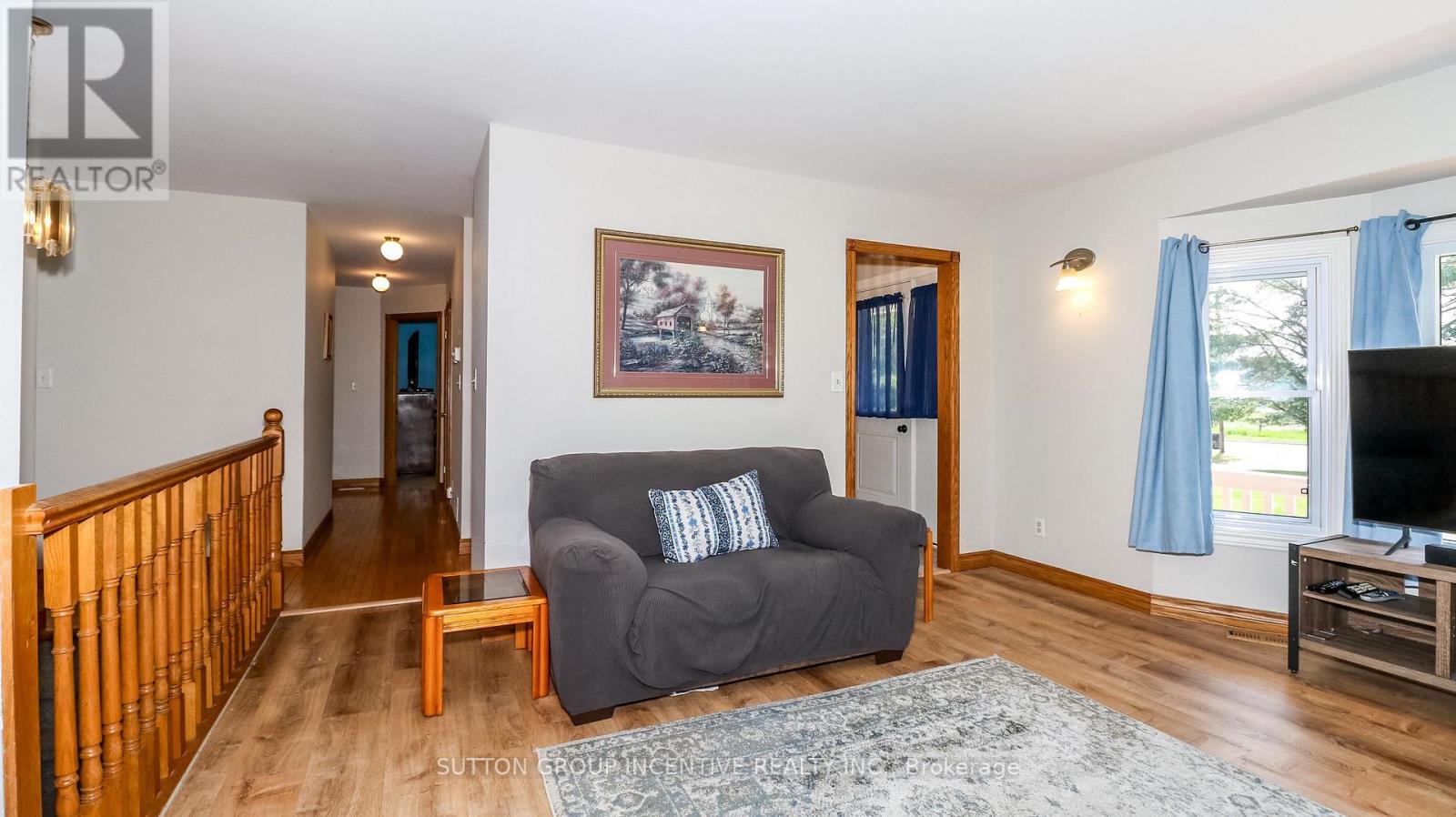 54 Mill Street E, Springwater, Ontario  L0L 1V0 - Photo 12 - S12398592