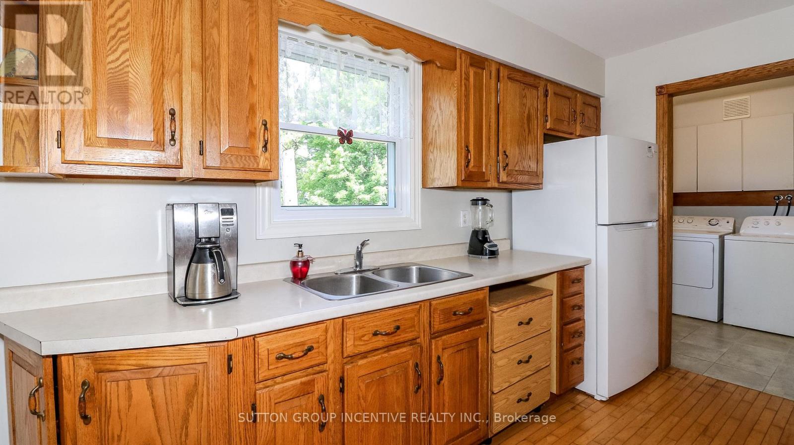 54 Mill Street E, Springwater, Ontario  L0L 1V0 - Photo 18 - S12398592