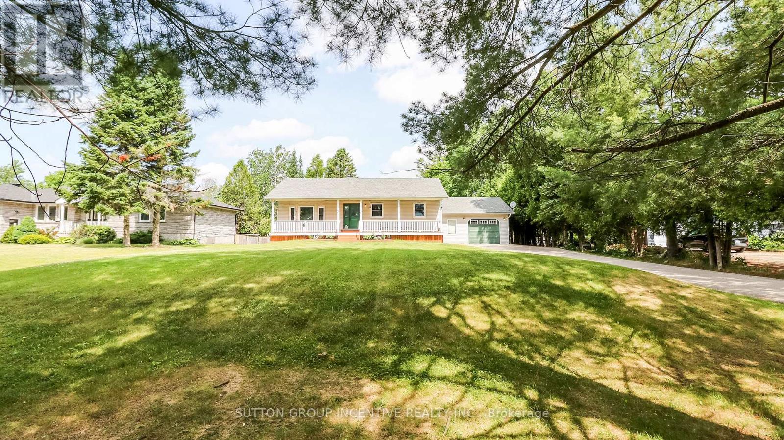 54 Mill Street E, Springwater, Ontario  L0L 1V0 - Photo 2 - S12398592