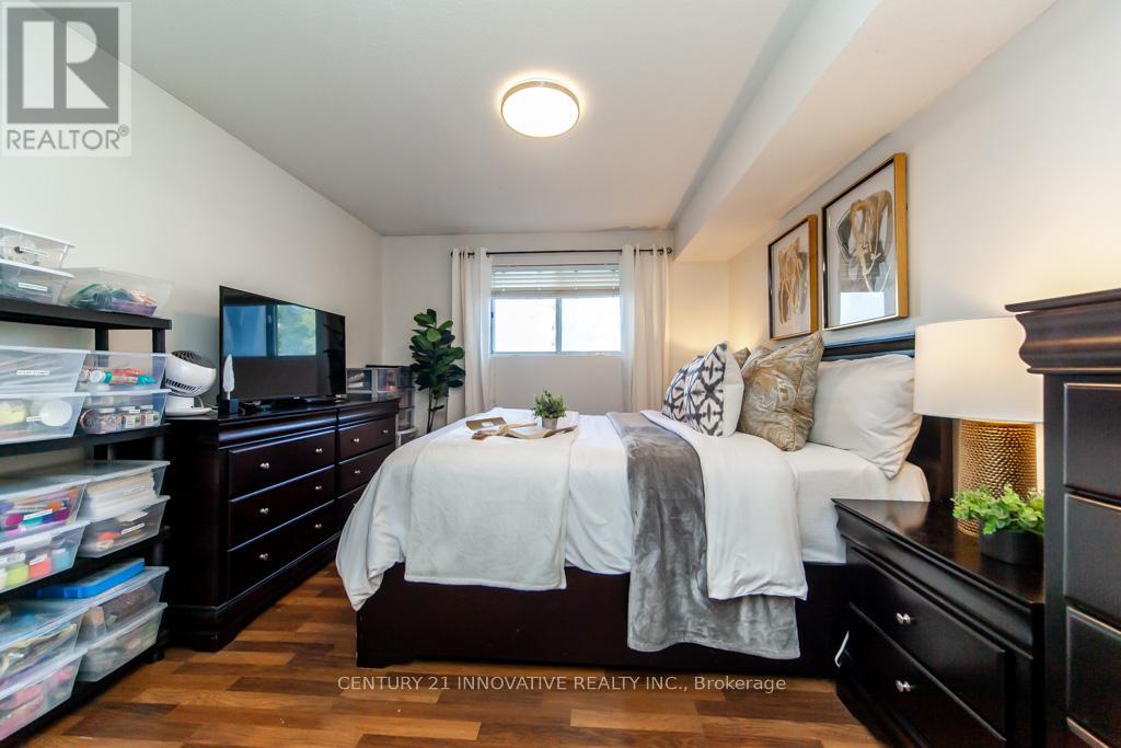 B03 - 126 Bell Farm Road, Barrie, Ontario  L4M 6J3 - Photo 30 - S12398600