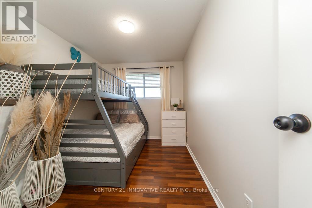 B03 - 126 Bell Farm Road, Barrie, Ontario  L4M 6J3 - Photo 36 - S12398600