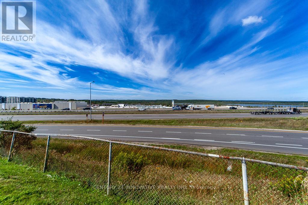 B03 - 126 Bell Farm Road, Barrie, Ontario  L4M 6J3 - Photo 43 - S12398600