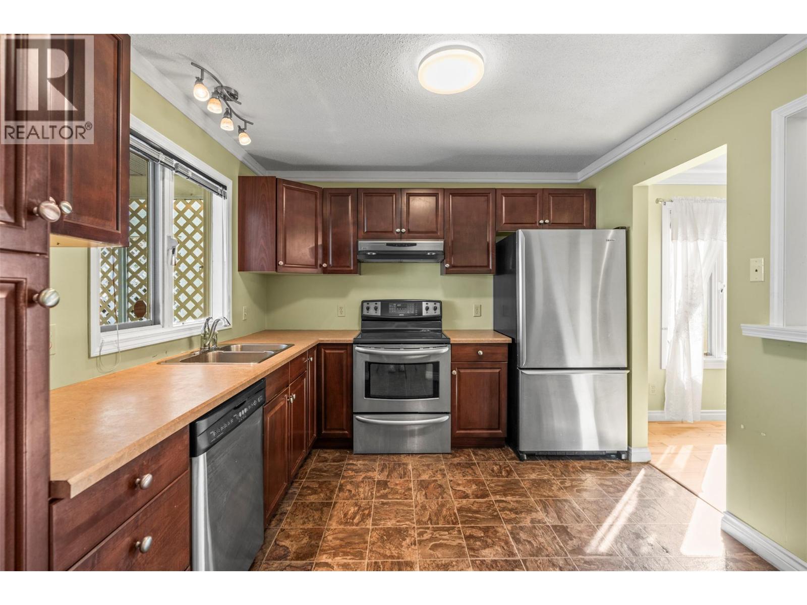3900 27 Avenue Unit# 23, Vernon, British Columbia  V1T 9E6 - Photo 5 - 10362605