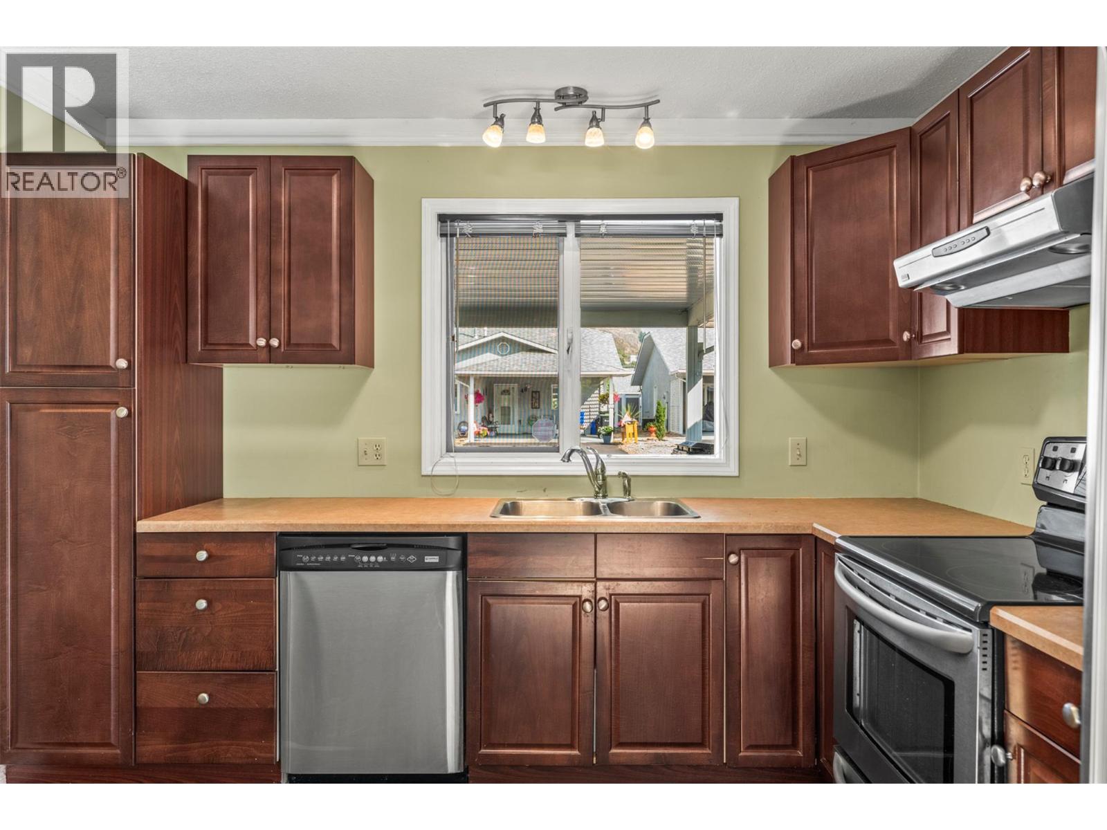 3900 27 Avenue Unit# 23, Vernon, British Columbia  V1T 9E6 - Photo 6 - 10362605