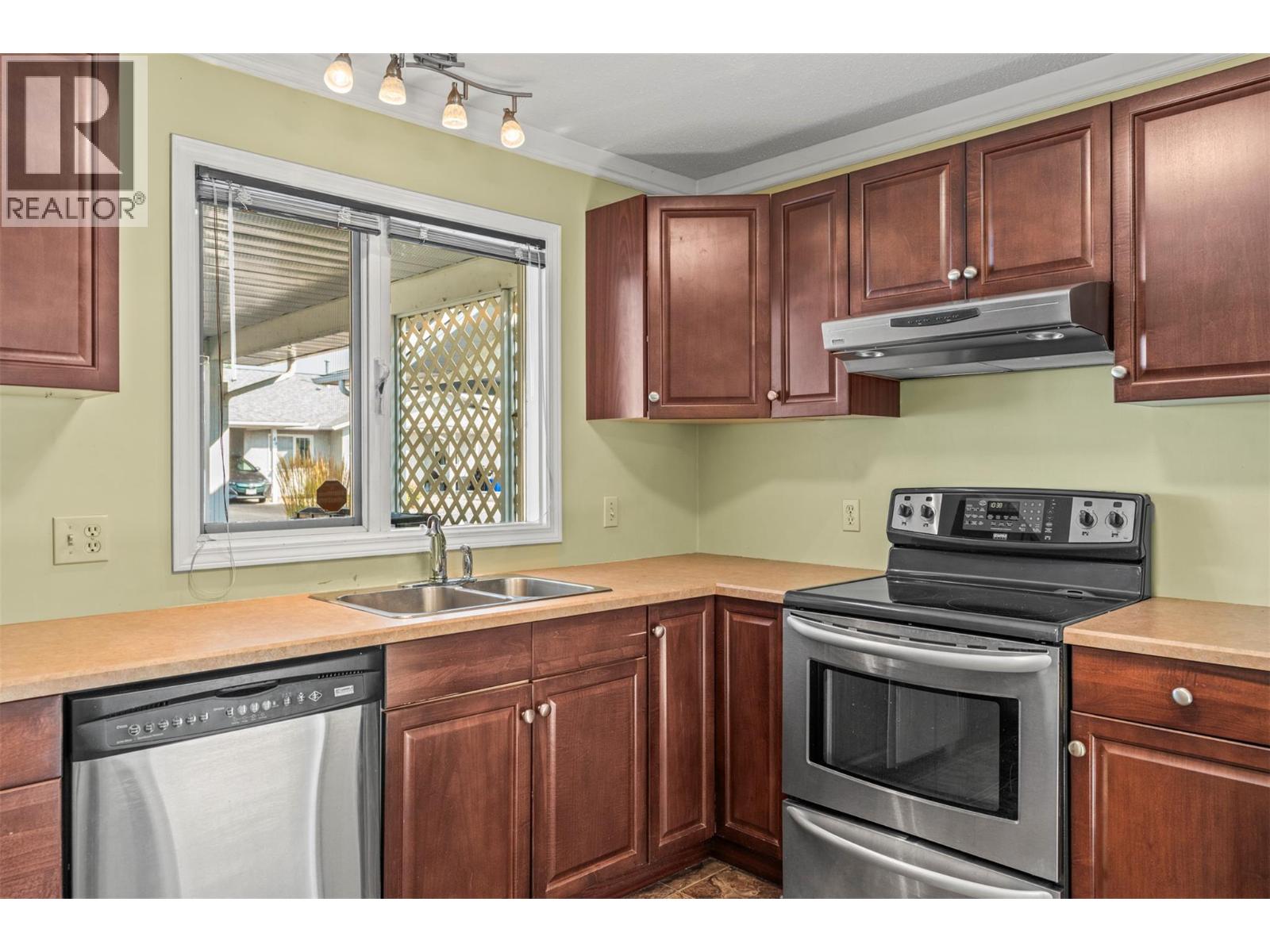 3900 27 Avenue Unit# 23, Vernon, British Columbia  V1T 9E6 - Photo 7 - 10362605
