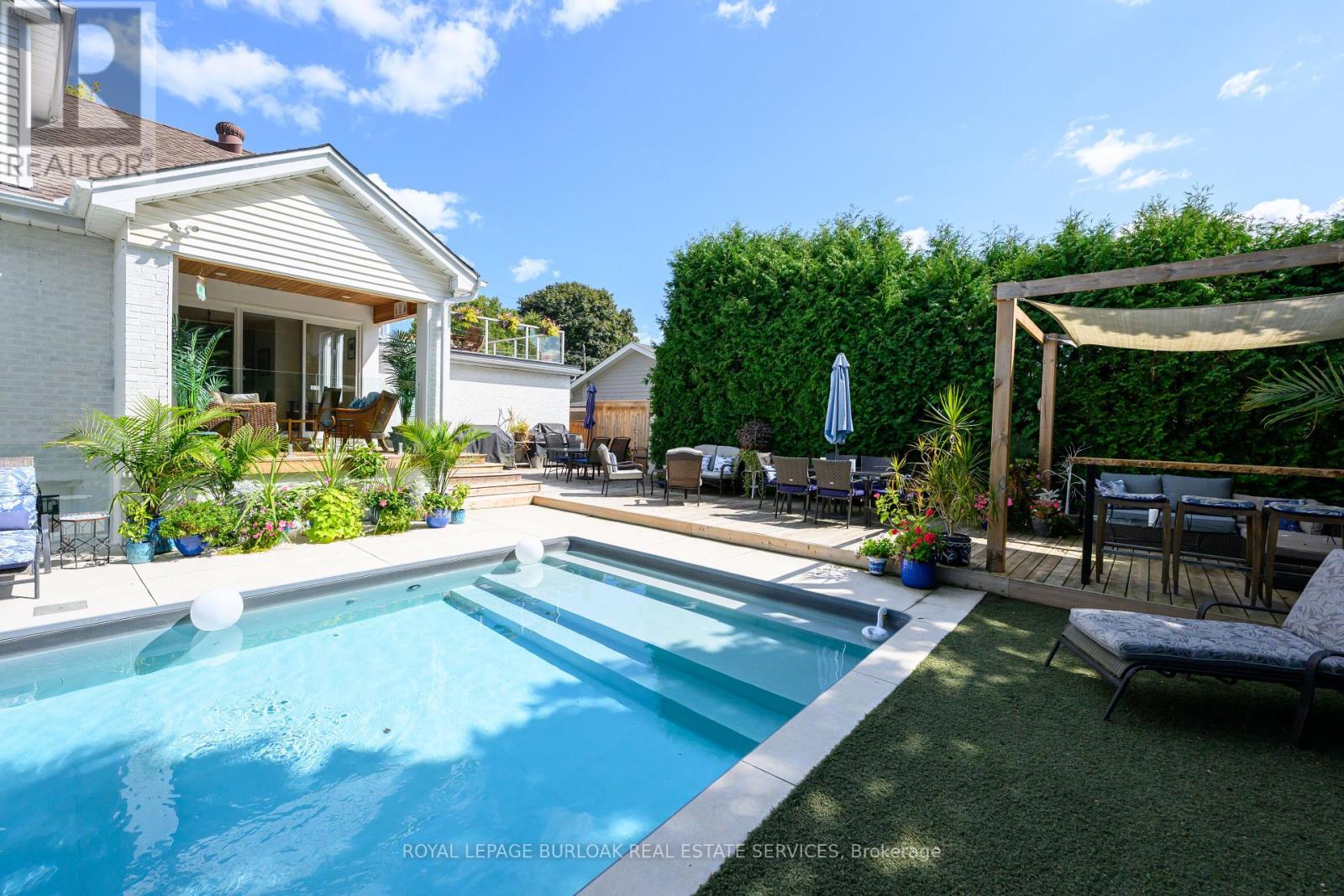 912 Boothman Avenue, Burlington (Bayview), Ontario  L7T 1P4 - Photo 29 - W12398606